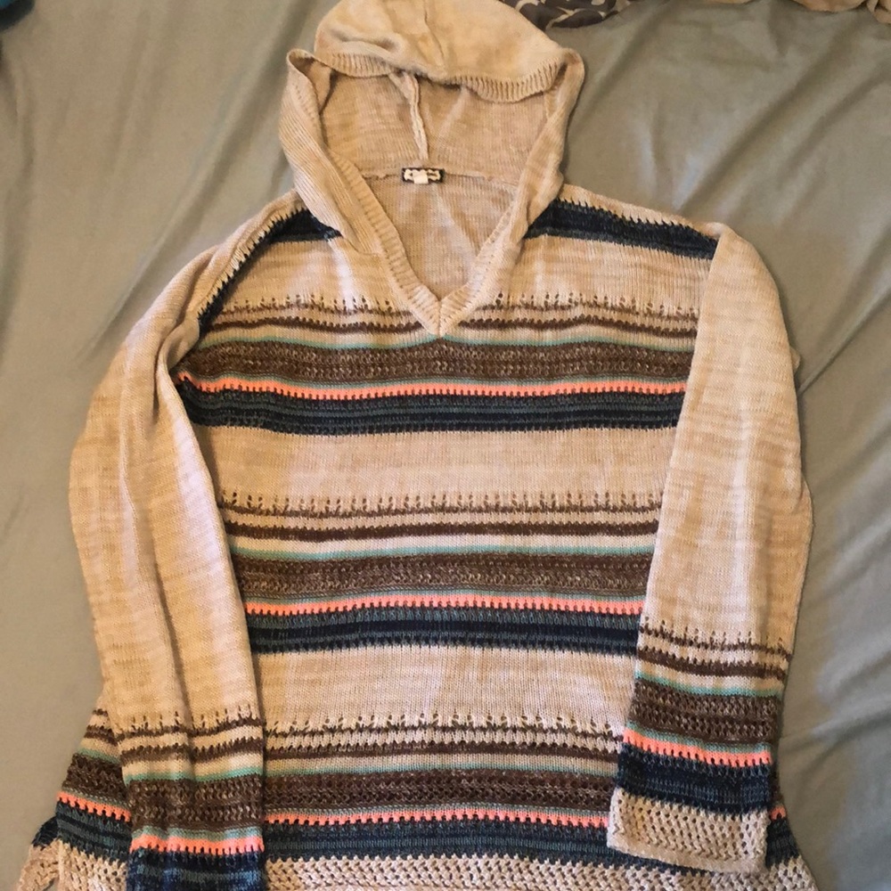 Many women’s clothing items and a few men’s